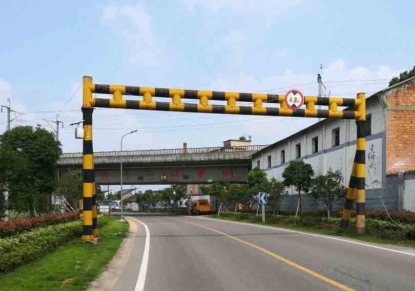 廊坊铁路限高架